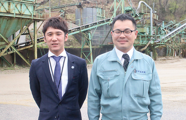 ドキュメントの出⼒フローを改善し、⼀元管理で多能化へ。